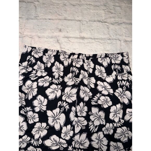 VS PINK Active Shorts Womens Large L Victoria’s Secret Running Black White Logo - Picture 15 of 16